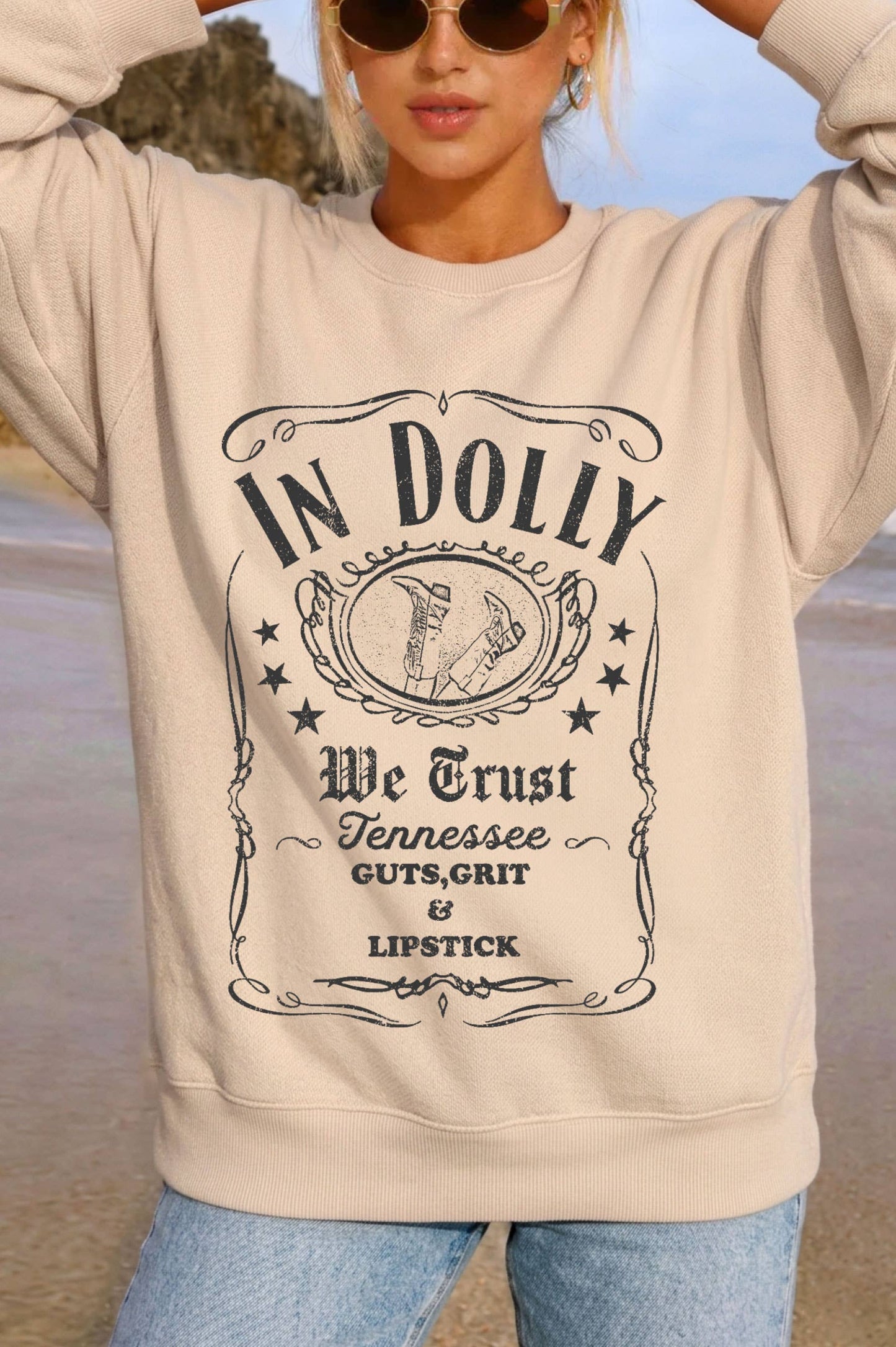 IN DOLLY WE TRUST GRAPHIC BRUSHED SWEATSHIRTS: OAT
