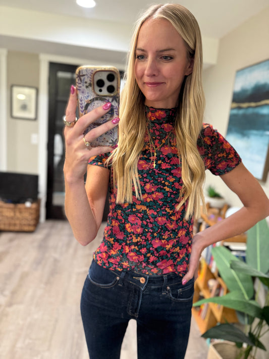 Retro Floral Printed Mesh Short Sleeve Top