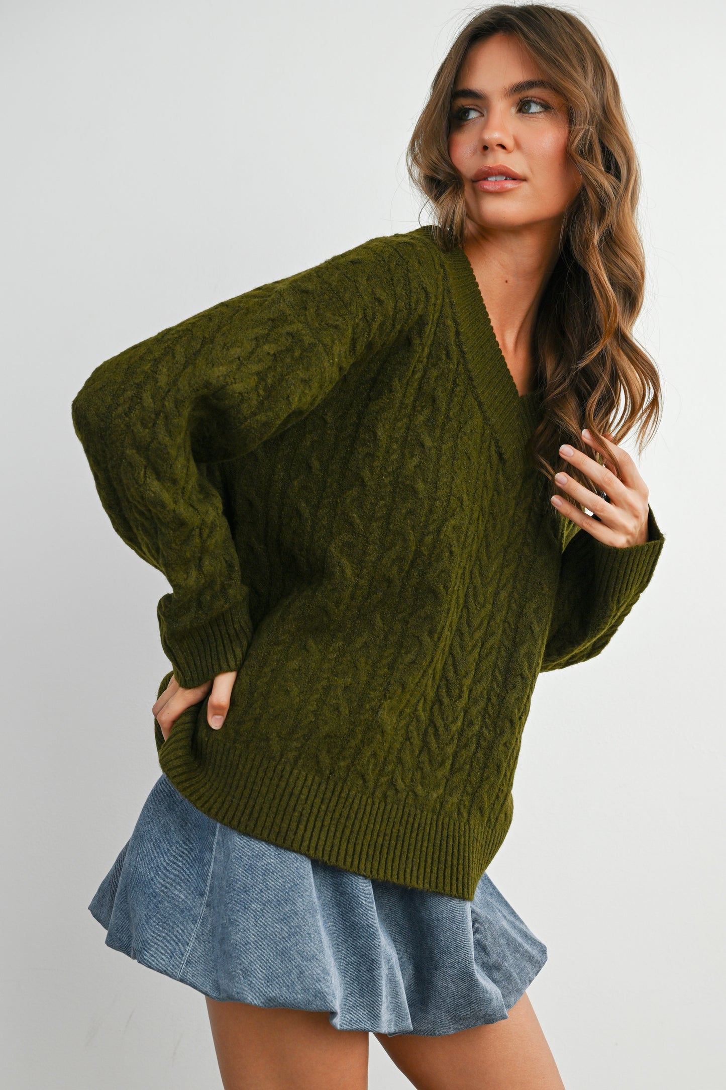 OLIVE V-neck Cable-knit Long Sleeve Top