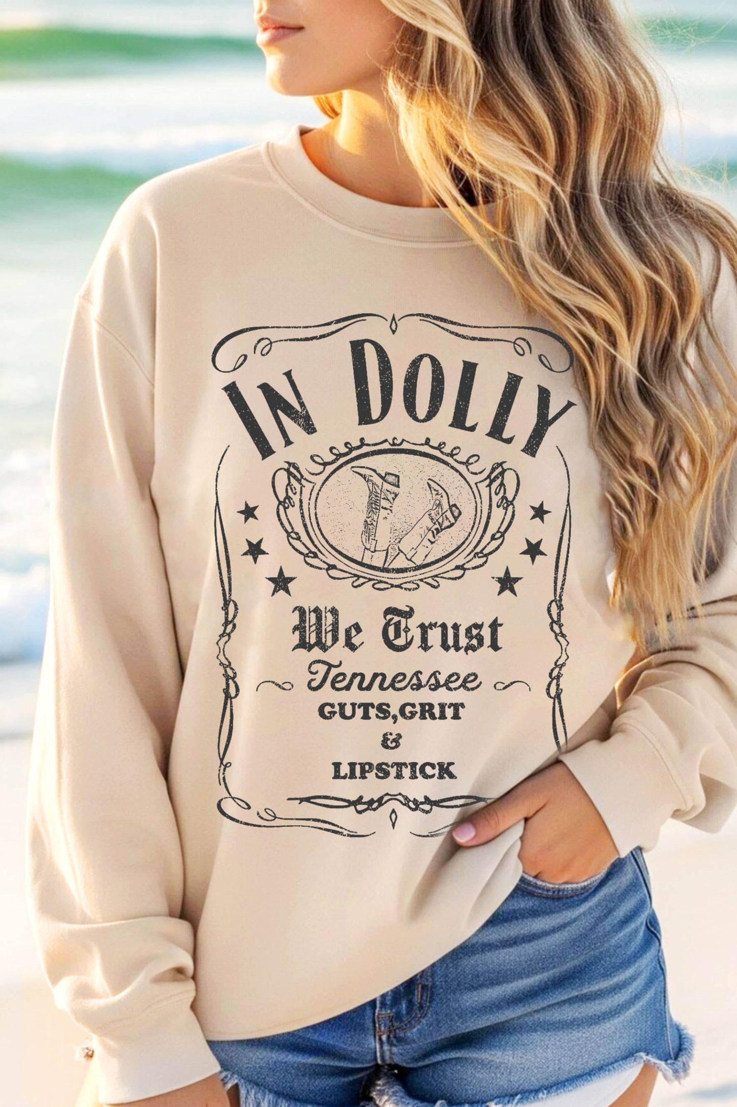 IN DOLLY WE TRUST GRAPHIC BRUSHED SWEATSHIRTS: OAT